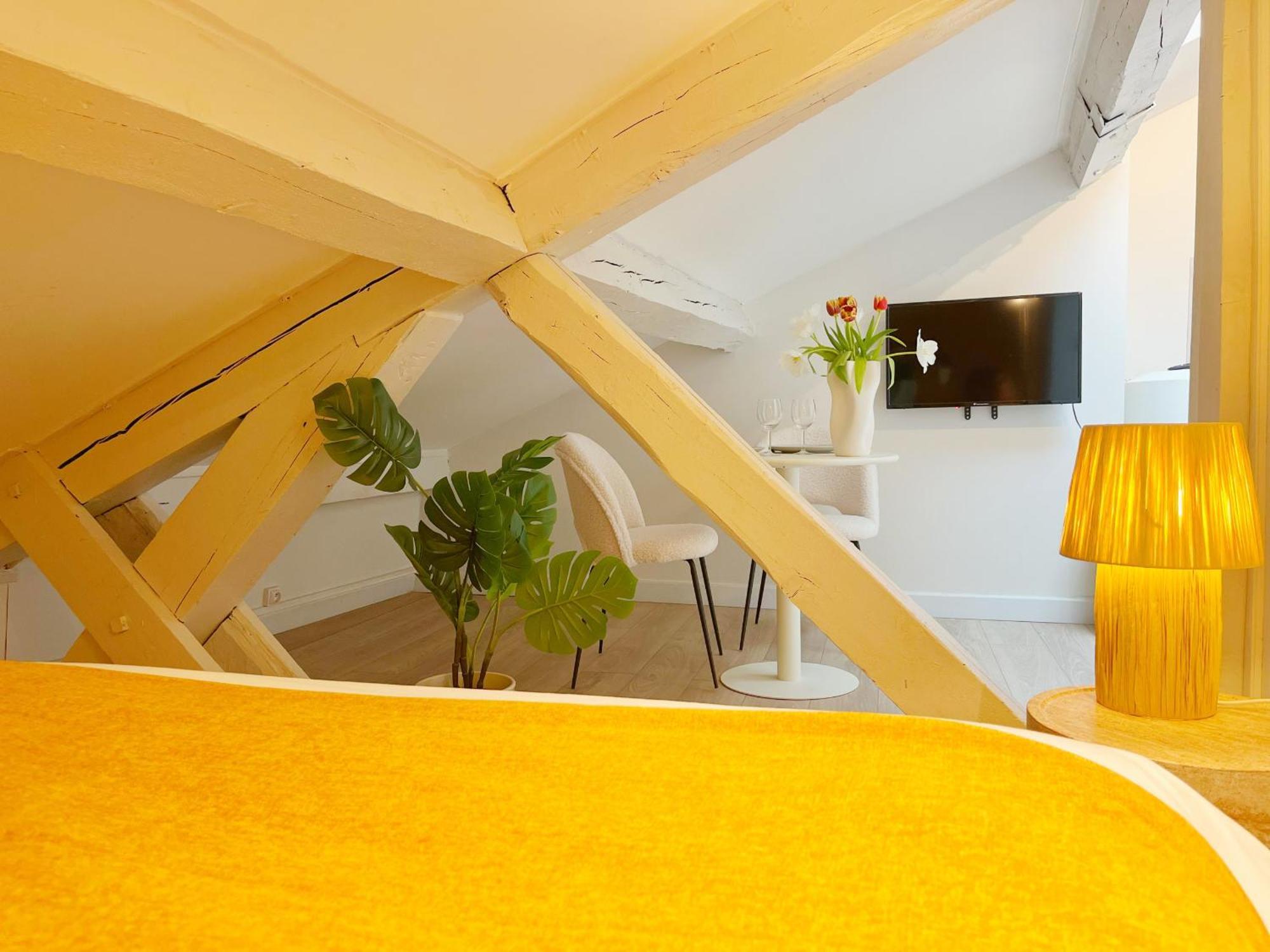 Dorset Apartment